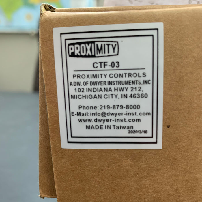 Dwyer instruments Proximity CTF-03 tuning fork level switch for dry bulk solids