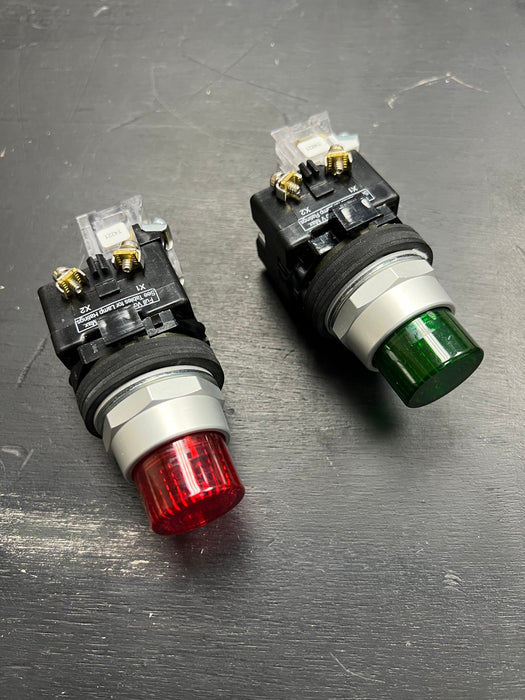 Eaton pushbutton, 30mm, momentary, incandescent illuminated, (1) N.C. or (1) N.O. contact(s), metal base, metal bezel, Operator: green, red, extended, 28mm, round, plastic, 24 VAC/VDC, full voltage.